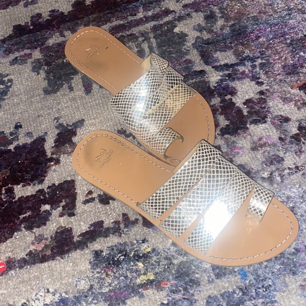 Metallic gold sandals